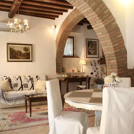 Borgo Medioevale Apartment Todi Exterior photo