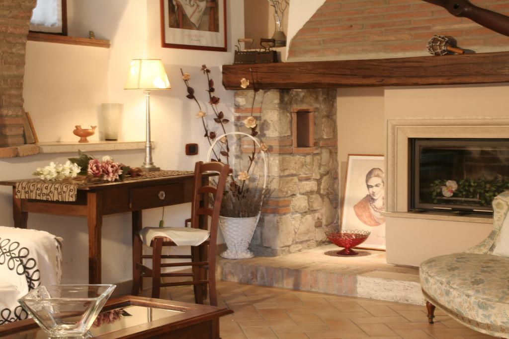 Borgo Medioevale Apartment Todi Exterior photo