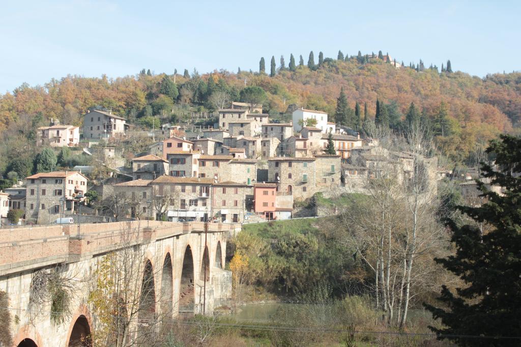 Borgo Medioevale Apartment Todi Exterior photo